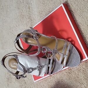 Coach Hellen linear high heels 7.5